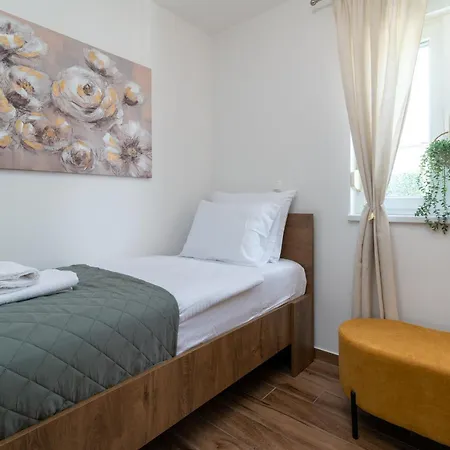 Argola Apartman Trogir